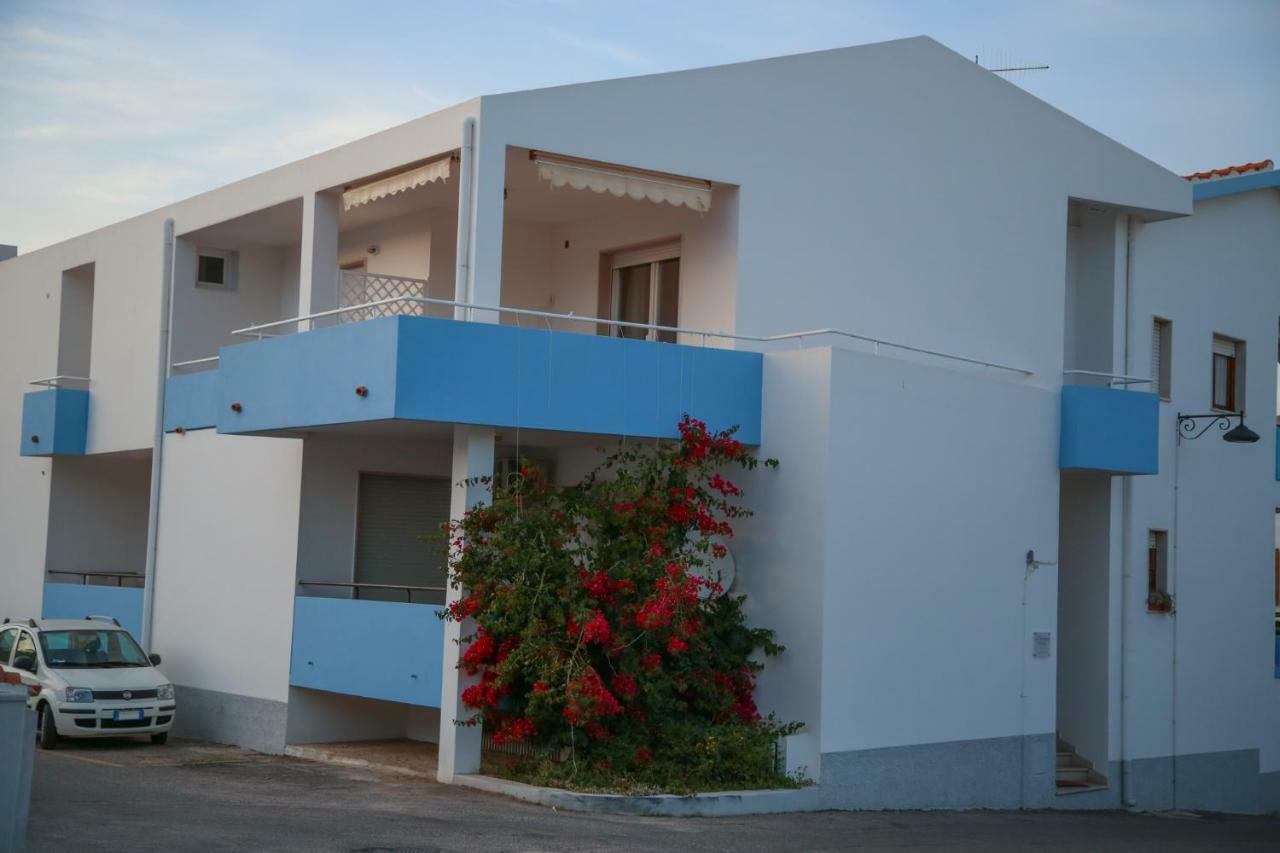 B&B Le Tre Spiagge Calasetta Exterior foto